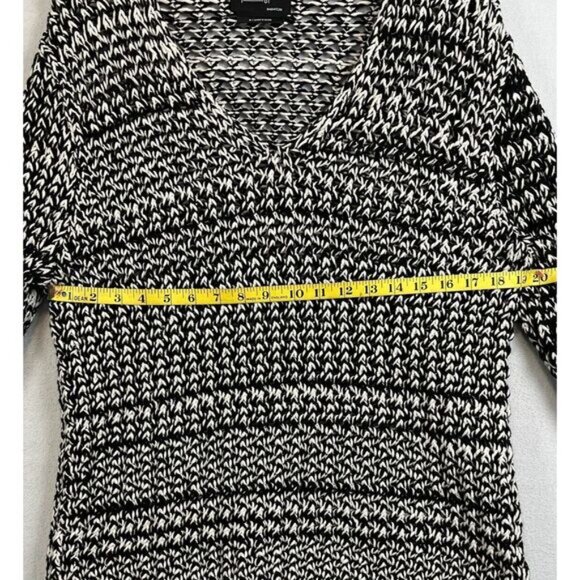 BABATON Aritzia Chunky Open Knit V‎ Neck Sweater Sz M Black White Relaxed Fit - Picture 9 of 10